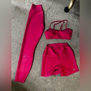 ❌SOLD❌3pcs alo set airlift pink summer crush sport bra, short and 7/8 legging